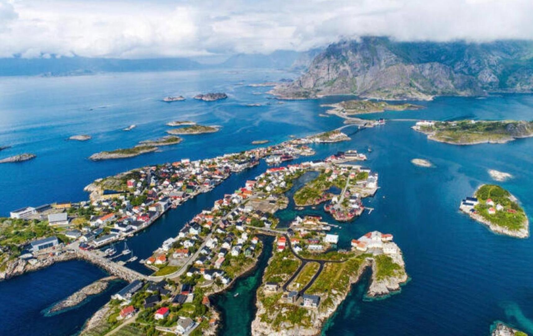 Waterfront Apartment With Panoramic Sea View Henningsvaer Exterior foto